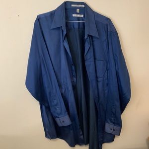 Button down shirt. 18 37/38.